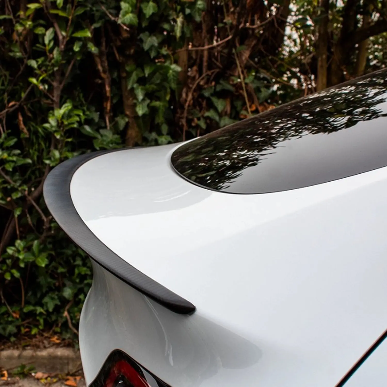 The Perfect Addition: Adreama's Real Carbon Fiber Spoiler for the Tesla Model Y Performance