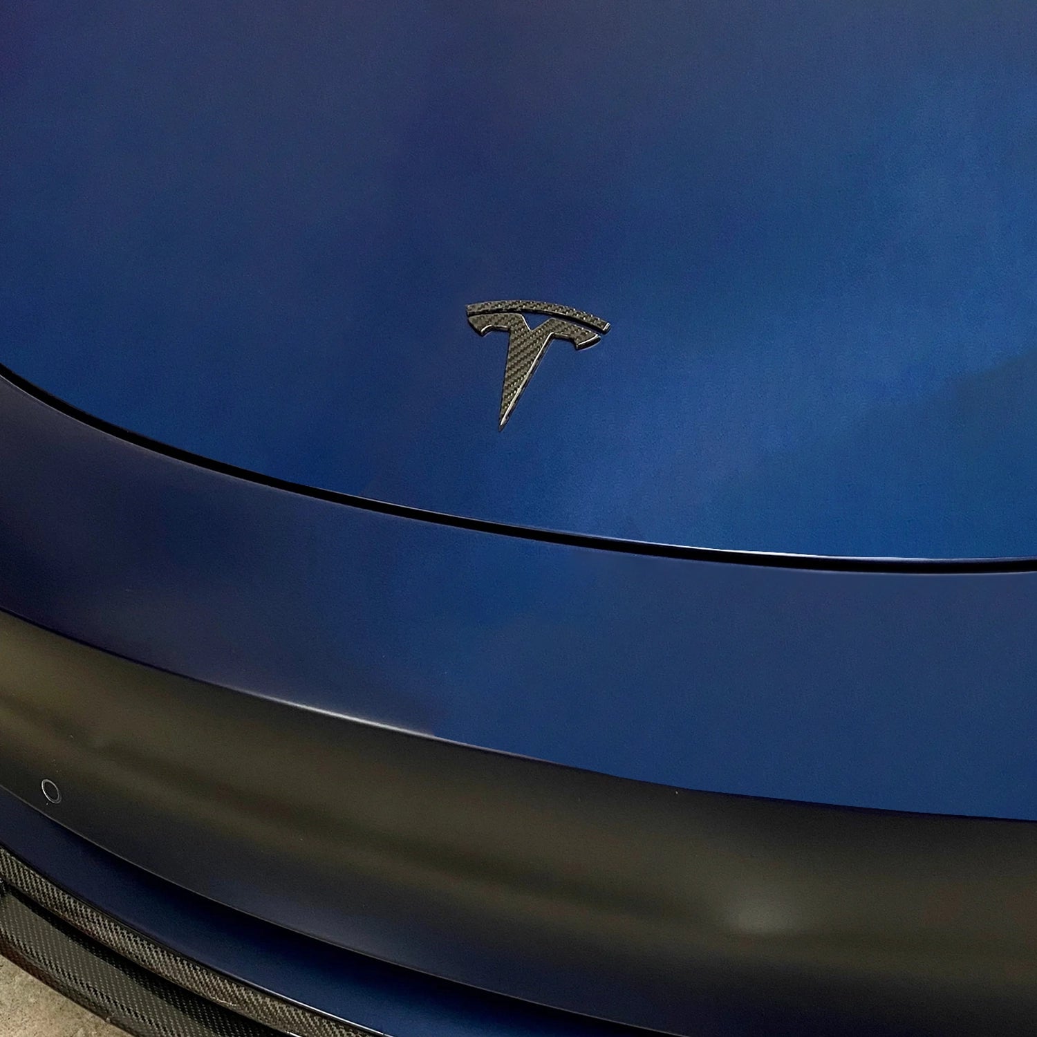 Adreama Tesla Model 3/Y T Logo Badge Real Dry Carbon Fiber Cap for Trunk and Frunk (Front Trunk)(2 pcs) (Ships Within 5-7 Days)