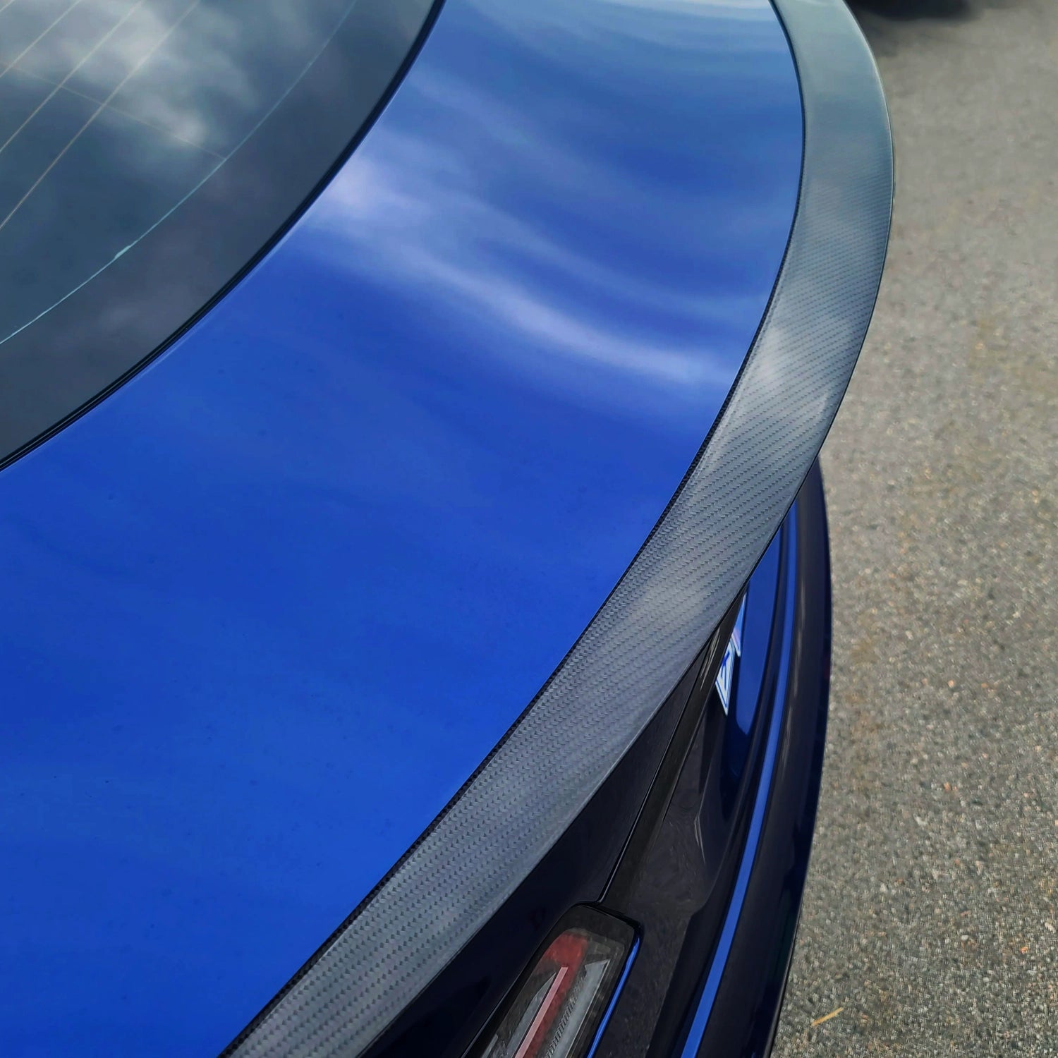 Tesla Model S Dry Carbon Fiber Performance Rear Spoiler