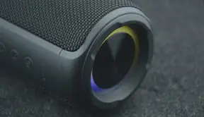GLOWBEATS Wireless Bluetooth Speaker, Black, Product Video Showcasing Benefits and Features.